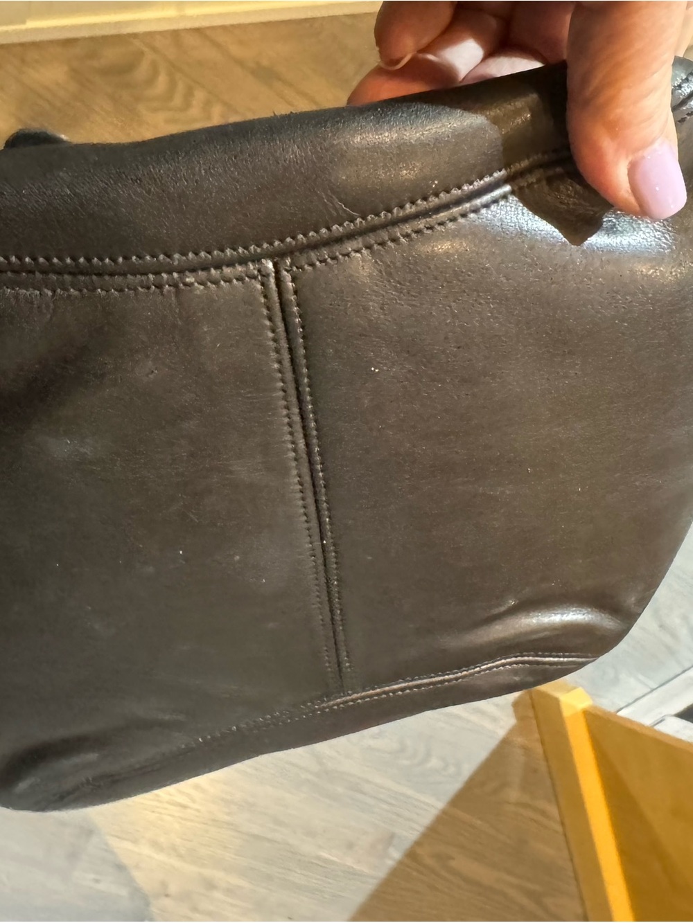 Coach Large Soho Classic Black Leather Tote Bag with Gold Hardware**read** - Picture 8 of 8